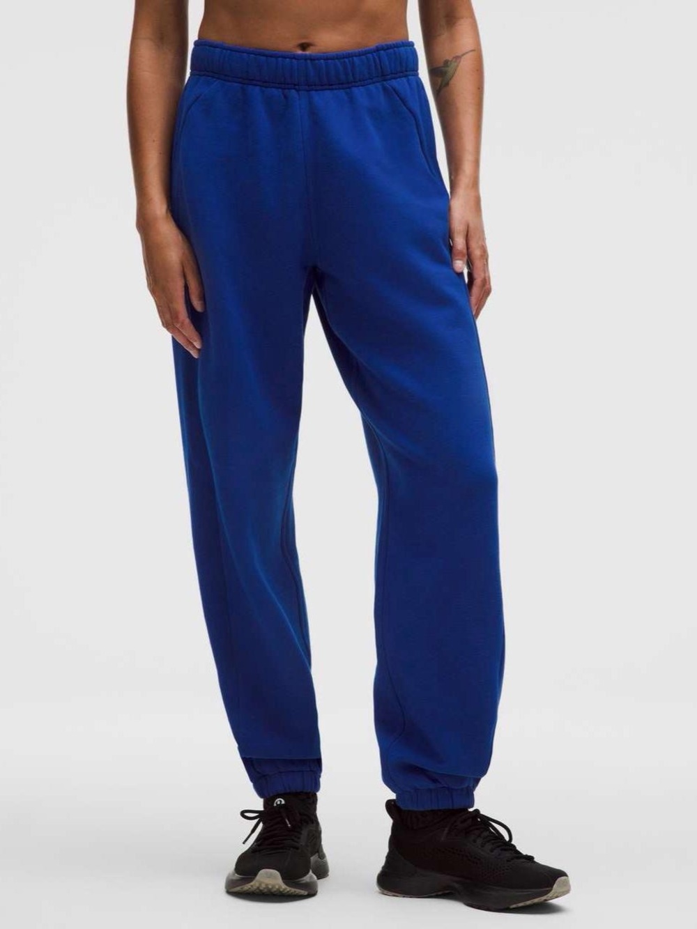 Lululemon Scuba Mid-Rise Oversized Jogger in Riverside